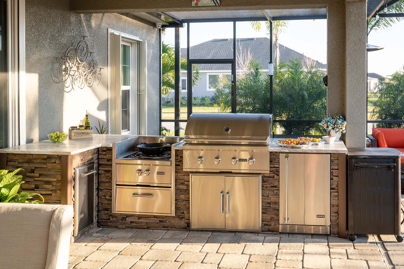 Building an Outdoor Kitchen - 10 Things to Know Beforehand Blog Featured Image