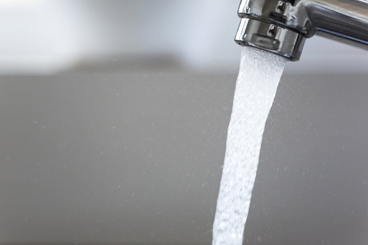 drain the faucet